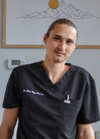 Dr. Aidan Kaye